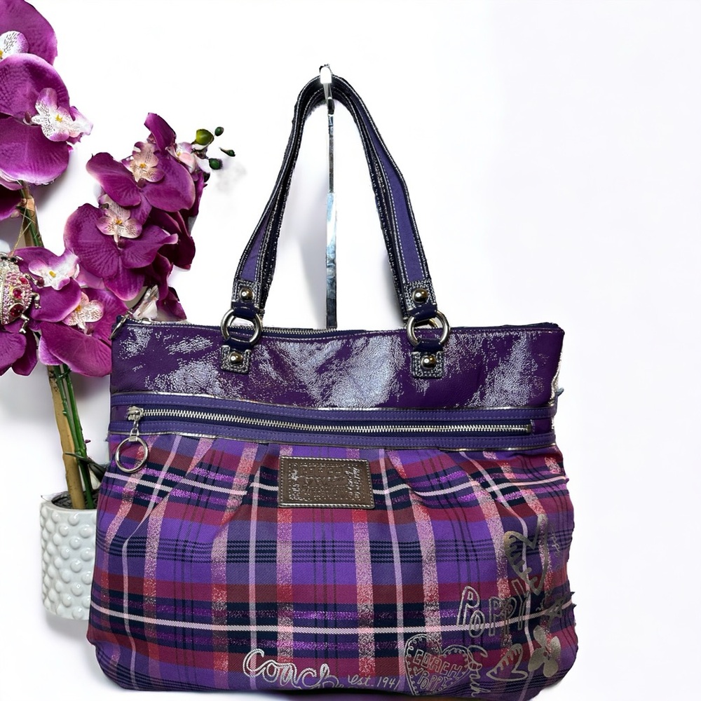 Authentic Coach Limited Edition Poppy Purple Tartan Shoulder Bag Large w/COA EUC